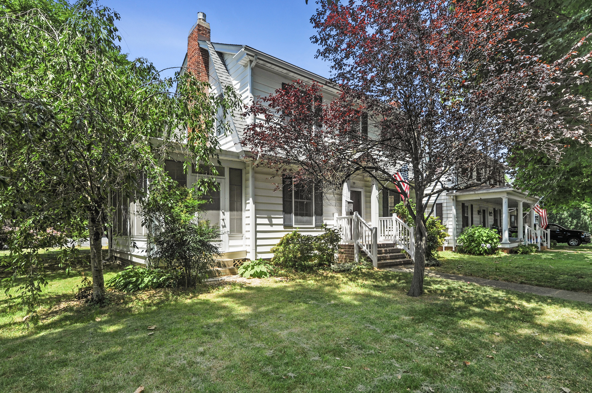 Property main image