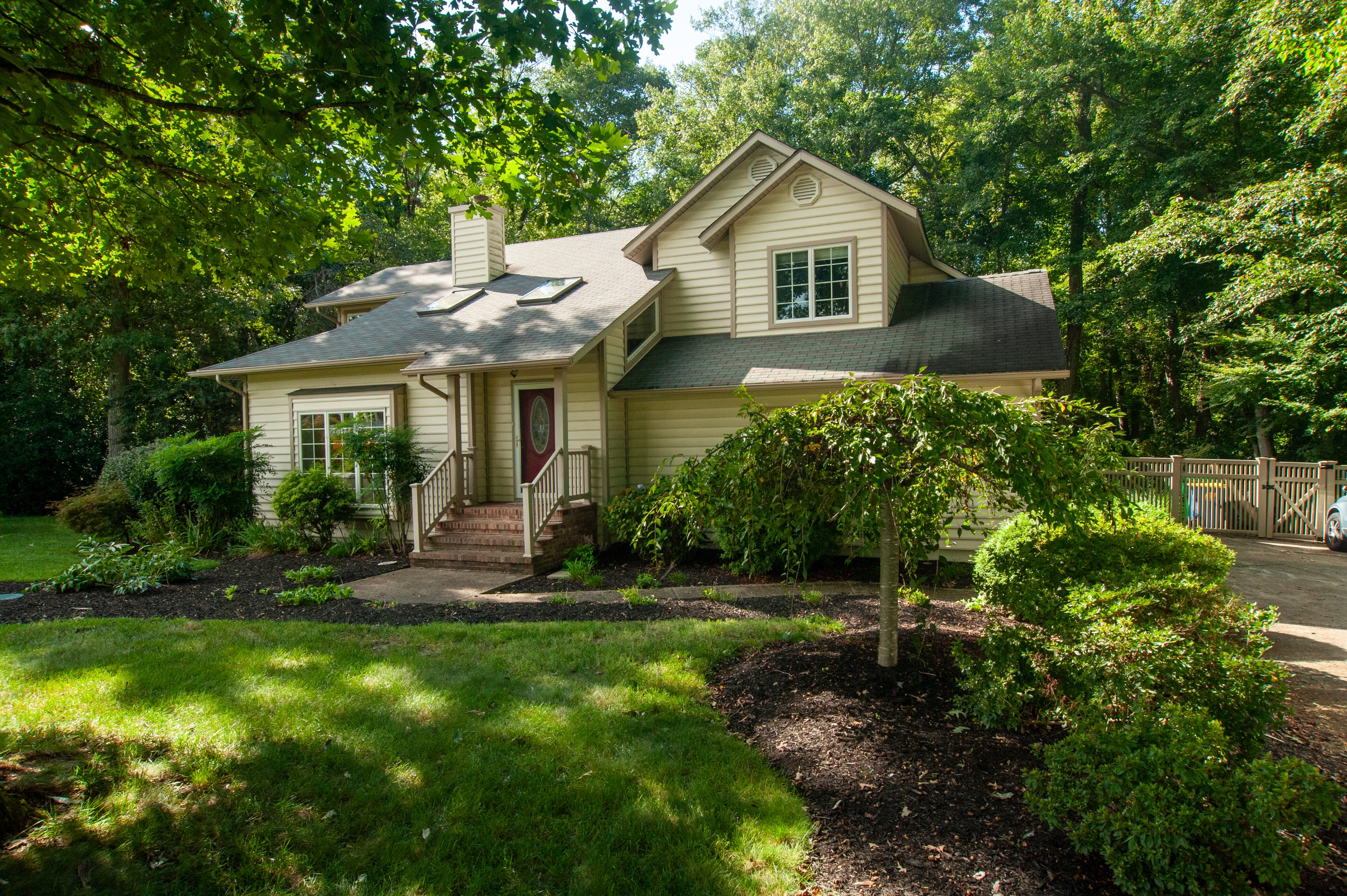 Property main image