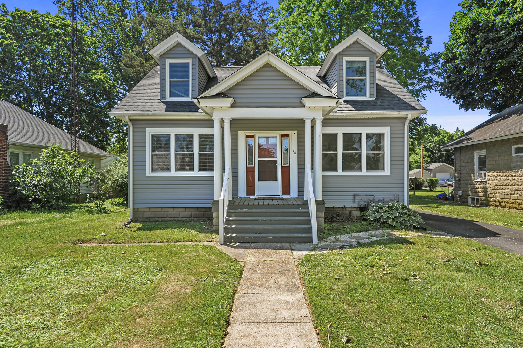 Property main image