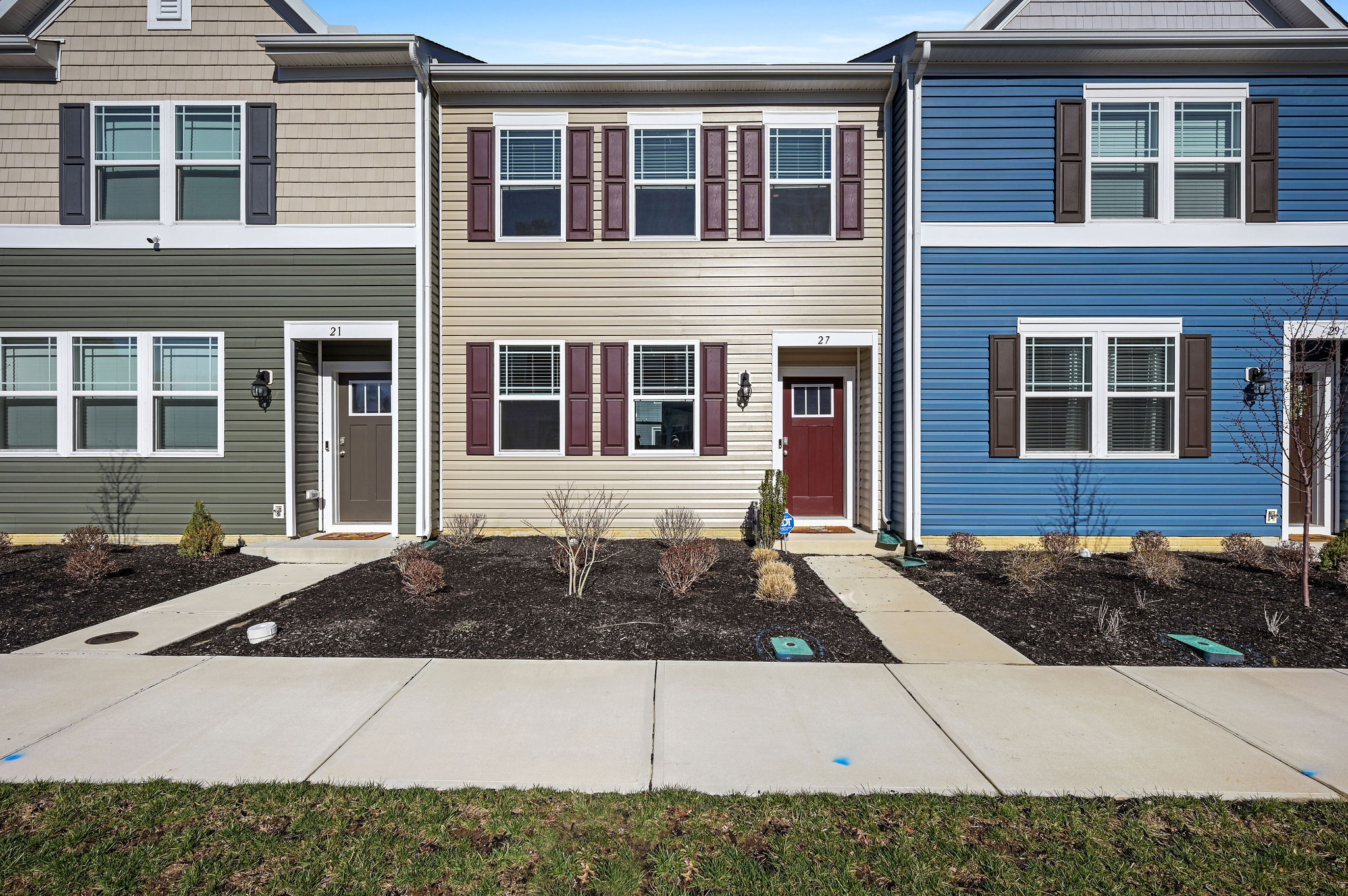 27 Crowberry Dr